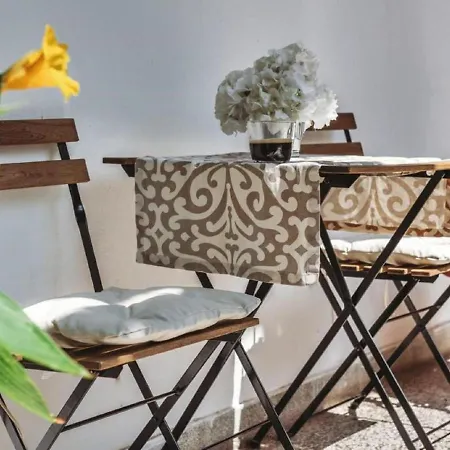 Apartment Modern With Terrace Near Old Town